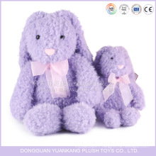 Poupée en peluche peluche faite sur commande pour les lapins